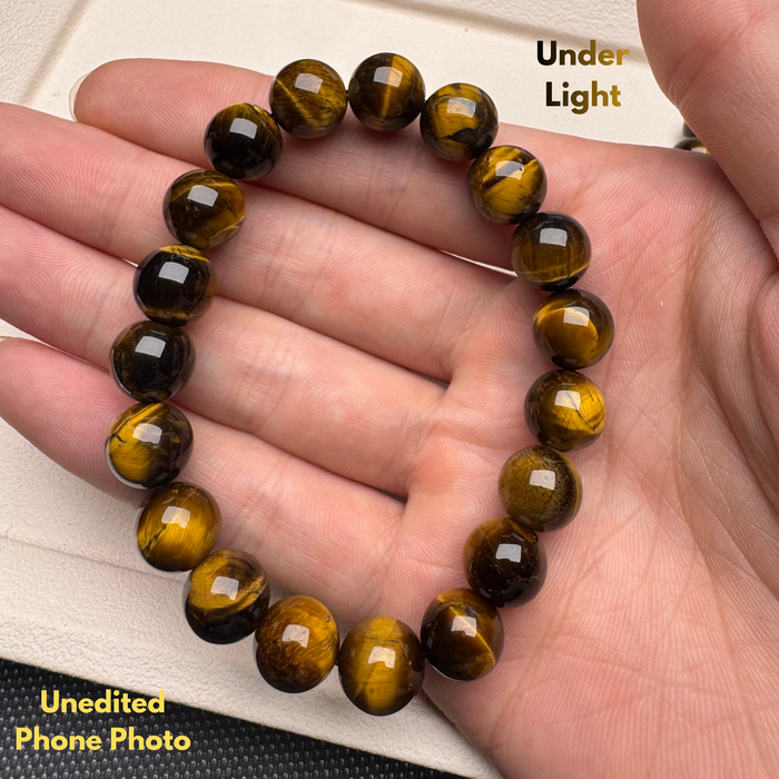 5A grade natural Tiger Eye bracelet close up look beads 10mm