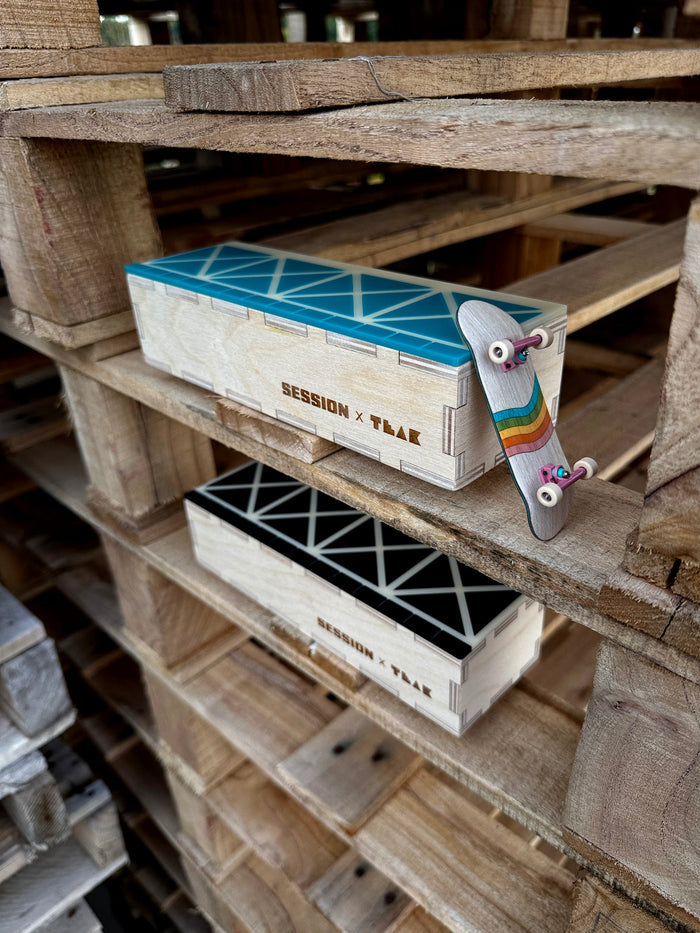 Session Fingerboards BLEM Shred Ledge - Session x Teak - Minor Imperfections