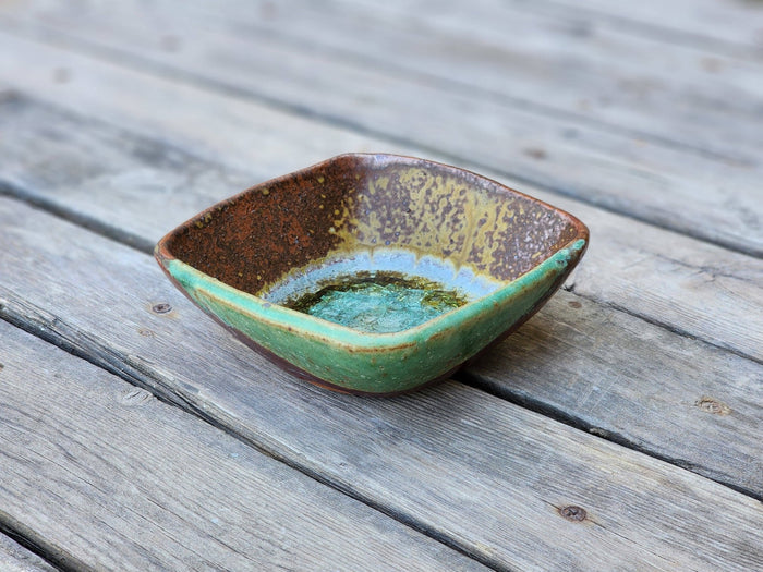 Candy Dish: Sienna with Accents - The Regal Find