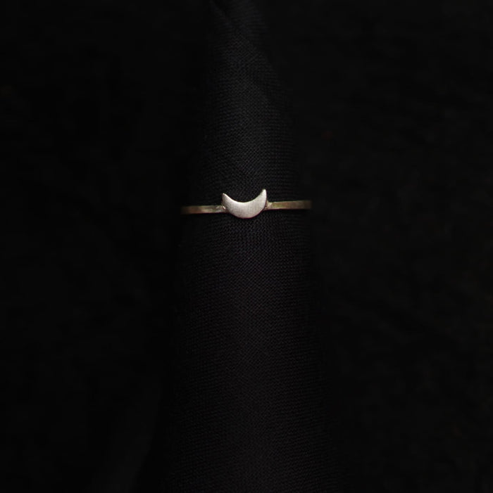Crescent Moon Ring-S/M - Quirksmith