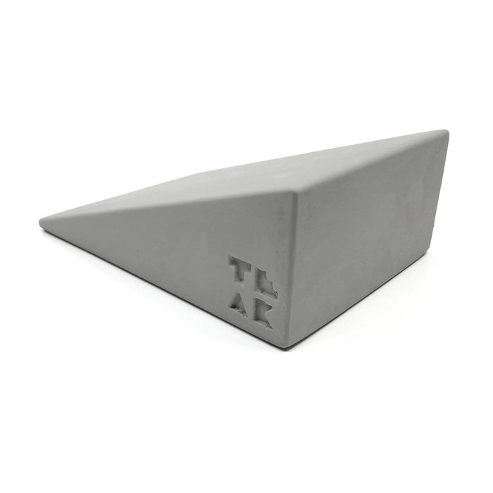 Teak Tuning - Monument Series Monument Series Concrete Lowboy 1.5 Kicker Ramp, Medium - 4" Long, 1.5" Tall - "Sterling Gray" Colorway