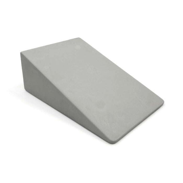 Teak Tuning - Monument Series Monument Series Concrete Lowboy 1.5 Kicker Ramp, Medium - 4" Long, 1.5" Tall - "Sterling Gray" Colorway