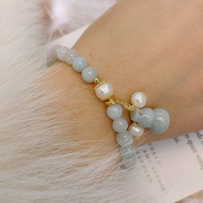 Natural Light Green Jadeite Bracelet with Pearl and Calabash Pendant