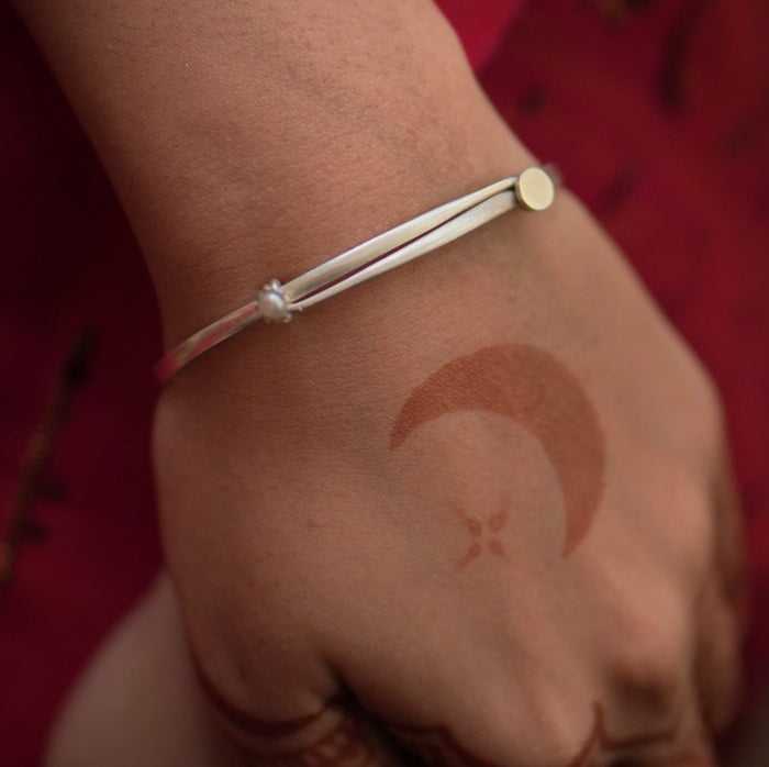 Orbit Pearl Sizeable Bangle - Quirksmith