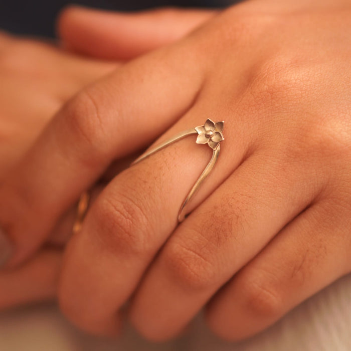 Padma Vanki Ring