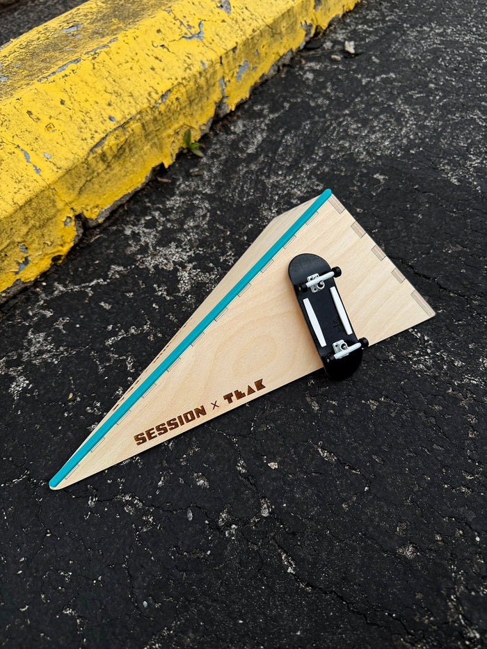 Session Fingerboards The Polebank - Wooden Fingerboard Obstacle with Acrylic Coping