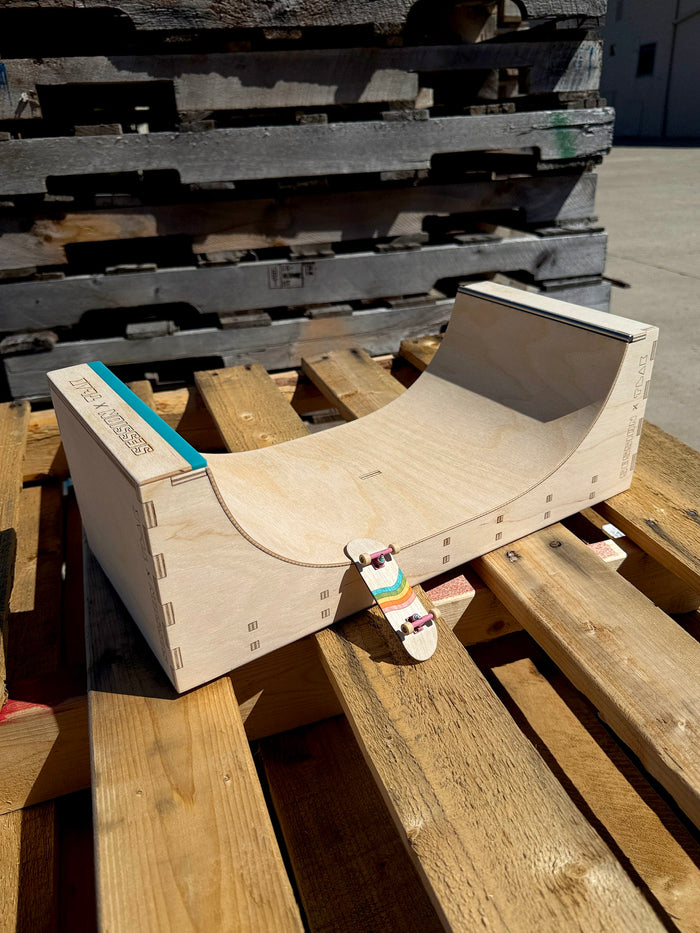 Session Fingerboards The Two-Face Halfpipe - Wooden Fingerboard Obstacle with Acrylic + Stainless Steel Coping