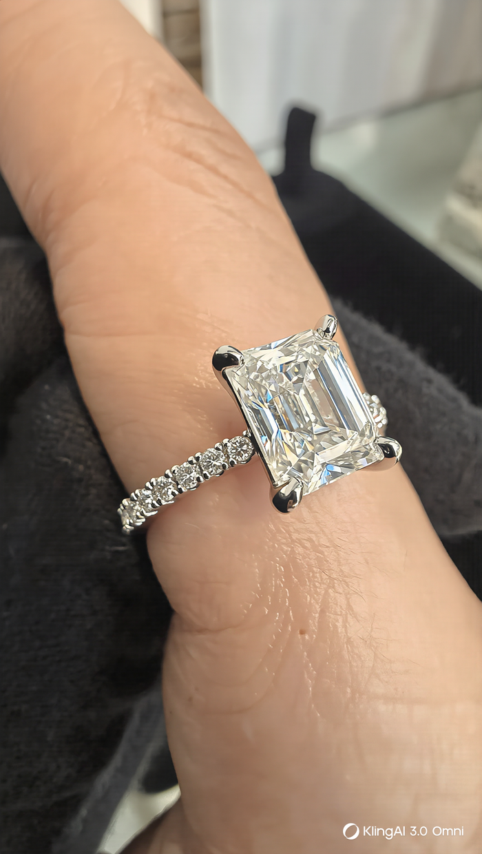Size 6 Emerald Cut Moissanite Engagement Ring 4 Prong Pavé Band.   6016