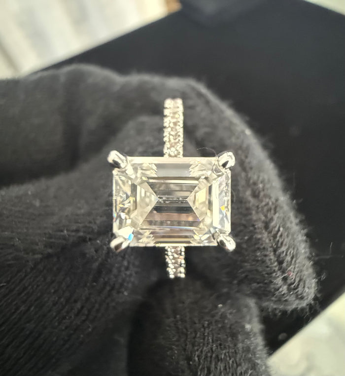 Size 6 Emerald Cut Moissanite Engagement Ring 4 Prong Pavé Band.   6016