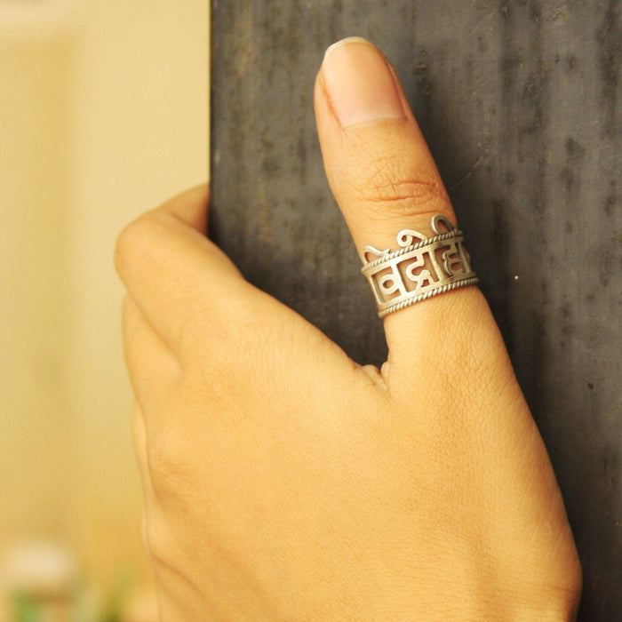 Vidrohi Man Thumb Ring - Small - Medium - Quirksmith